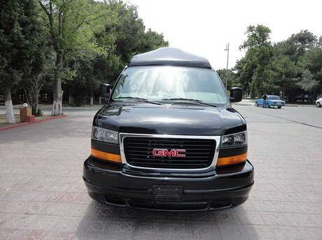 GMC Savana