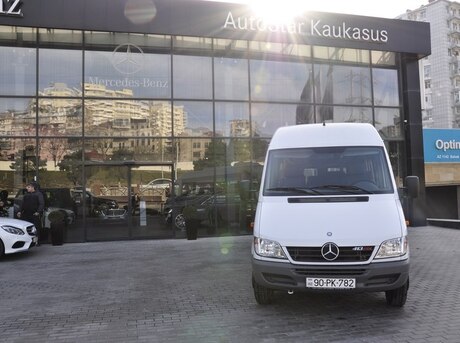 Mercedes Sprinter 413