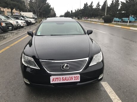 Lexus LS 460