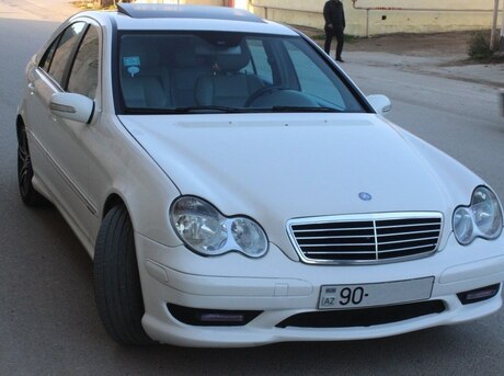 Mercedes C 230