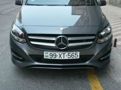 Mercedes B 180