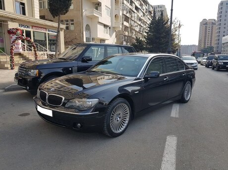 BMW 740