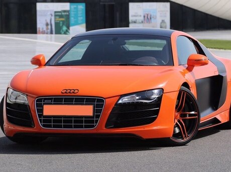 Audi R8
