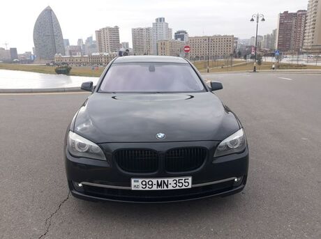BMW 750