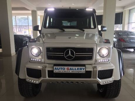 Mercedes G 500