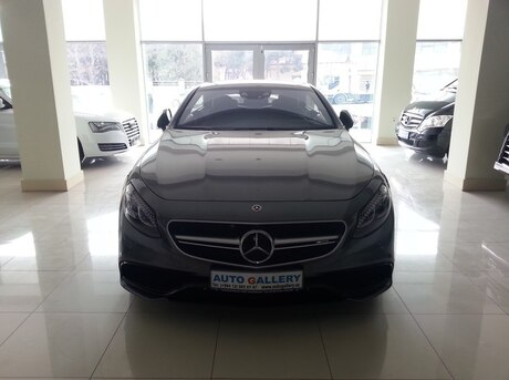 Mercedes S 63 AMG
