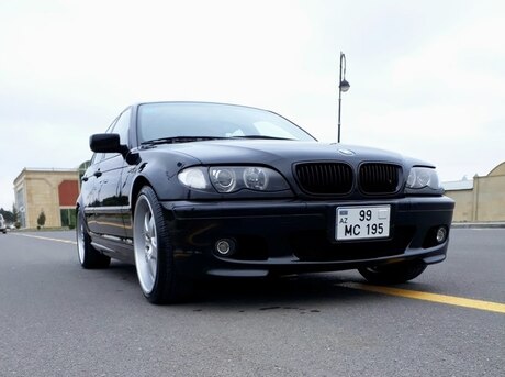 BMW 320