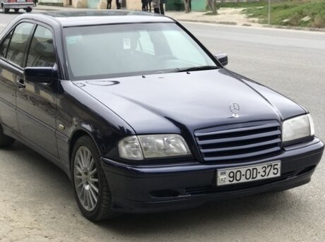 Mercedes C 180
