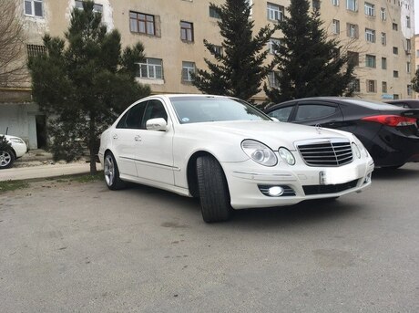 Mercedes E 320