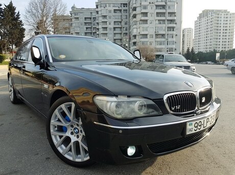 BMW 750