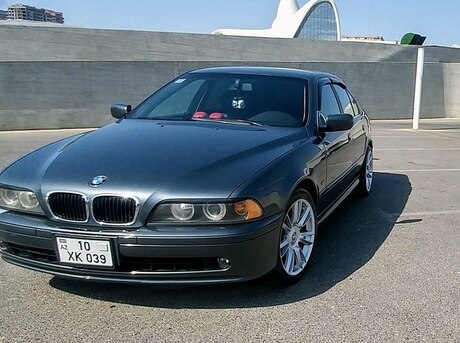 BMW 525