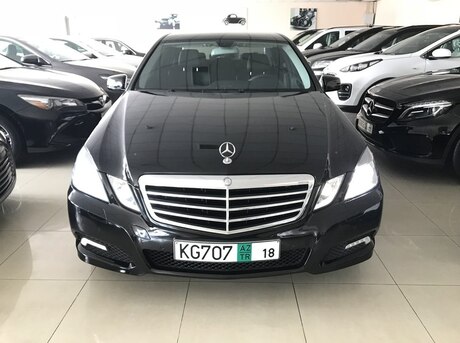 Mercedes E 220