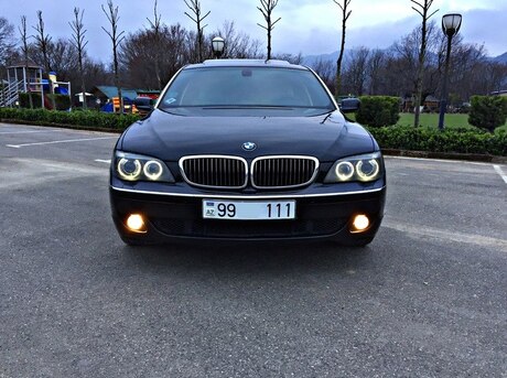 BMW 750