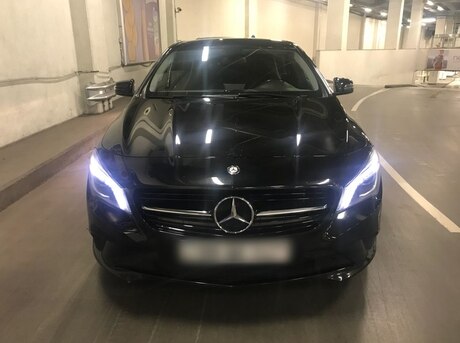 Mercedes CLA 200