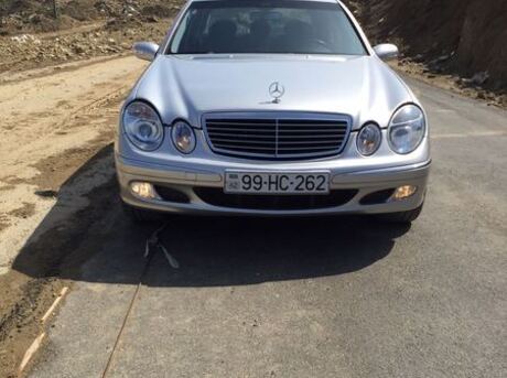 Mercedes E 220