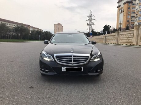 Mercedes E 200