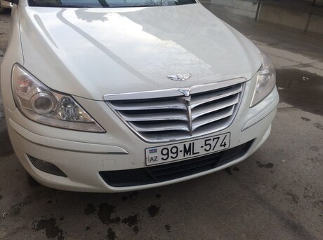Hyundai Genesis