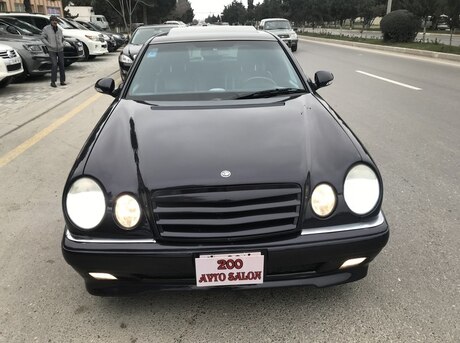 Mercedes E 43 AMG