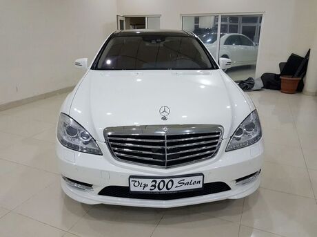 Mercedes S 500