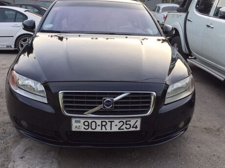 Volvo S 80