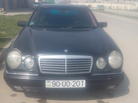 Mercedes E 290