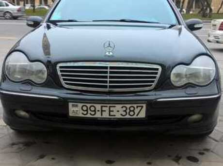 Mercedes C 320