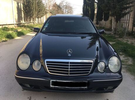 Mercedes E 270