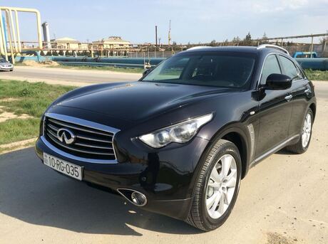Infiniti FX35
