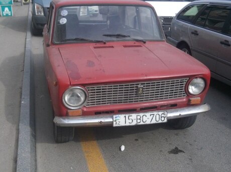 LADA (VAZ) 21011