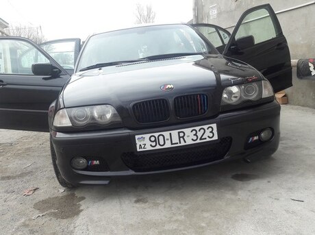 BMW 320