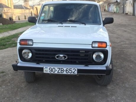 LADA (VAZ) Niva