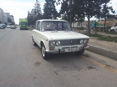 LADA (VAZ) 2103