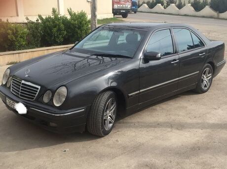 Mercedes E 280