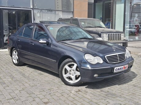 Mercedes C 180