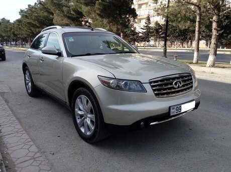 Infiniti FX35