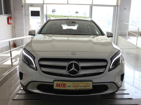 Mercedes GLA 200