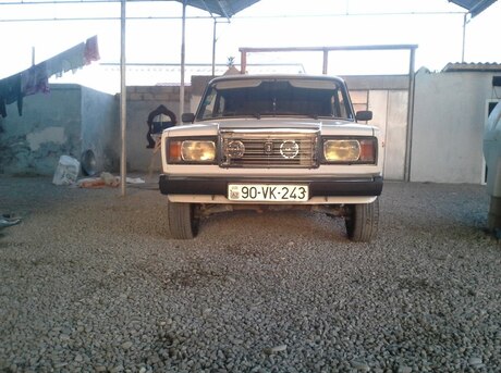 LADA (VAZ) 2107