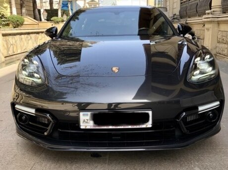 Porsche Panamera Turbo