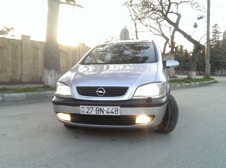 Opel Zafira
