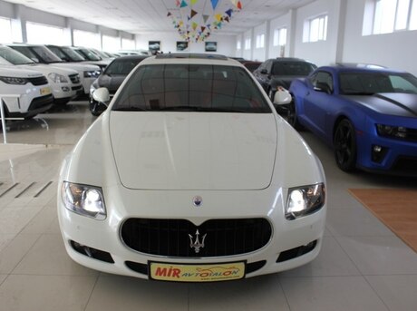Maserati Quattroporte