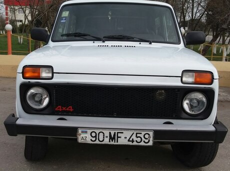 LADA (VAZ) Niva