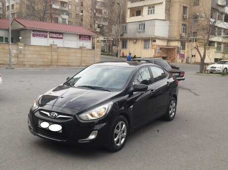 Hyundai Accent