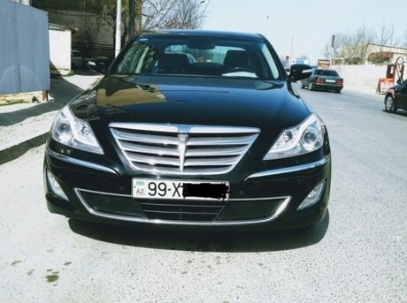Hyundai Genesis
