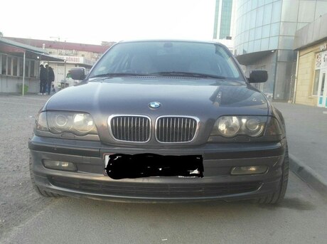 BMW 320