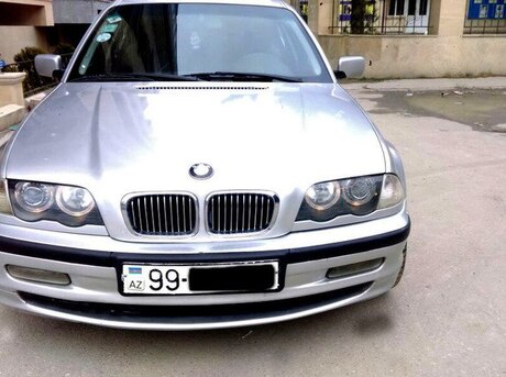 BMW 320