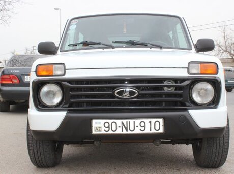 LADA (VAZ) Niva