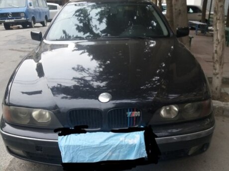 BMW 523