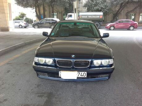 BMW 740