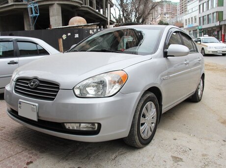 Hyundai Accent