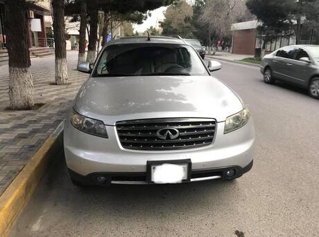 Infiniti FX35